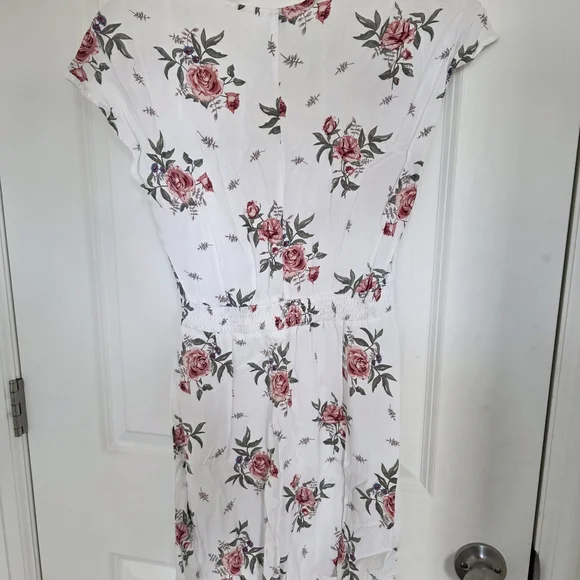 Floral V-Neck Summer Dress - White with Pink Rose Print - Picture 4 of 7